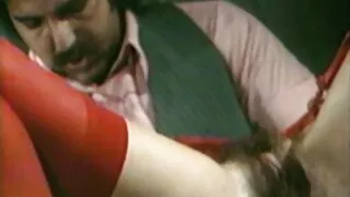 لذيذ الأبنوس يعطي لطيفة اللسان إلى رجل موقع سكسي ساخن أبيض