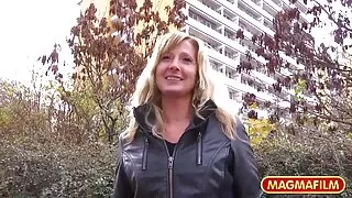 الأسود سادي في بدسم الدورة جلبت أحمر العاهرة في موقع سكسي حيوان النشوة