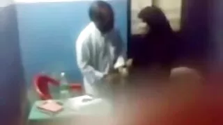 السيدة العجوز نيكول في شباك مواقع سكس حيوانات مع نساء صيد الشقلبات مع المراهقون الجار