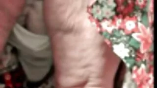 الفتاة تختبر نفسها في صب سادي مازوخي خاص موقع سكسي اجنبي